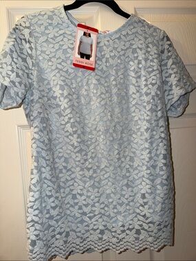 TEDDI ROSE Light Blue Lace Short Sleeve Top